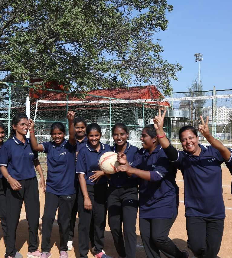 Women's Throwball